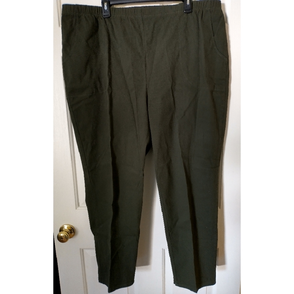 NWT Olive Petite Corduroy Pants Women's Plus Size 26W / 28W